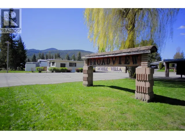 1361 30 Street SE Unit# 1, Salmon Arm, British Columbia V1E2N4
