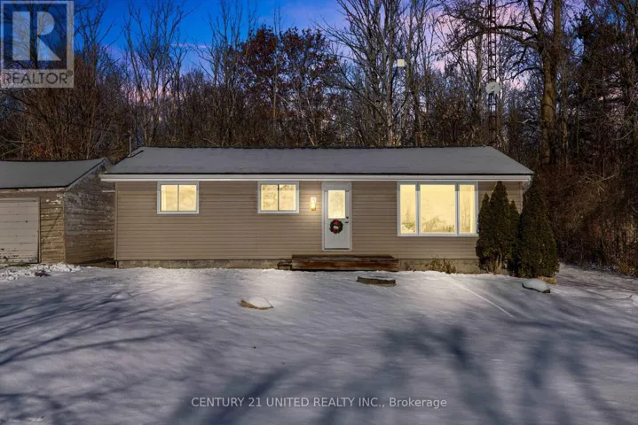 1100 LISTOWEL LINE, Selwyn, Ontario K0L1T0