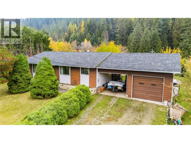 1535 Highway 3a Highway, Thrums, British Columbia V1N4M7