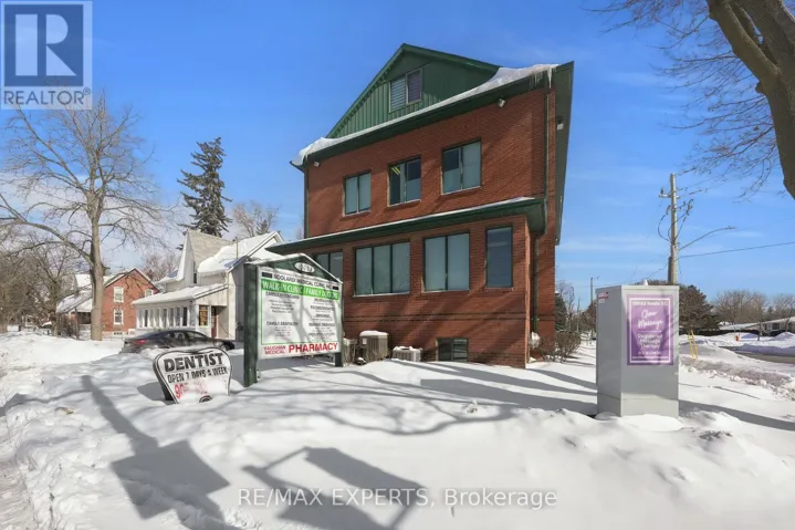 201 - 10083 KEELE STREET, Vaughan (Maple), Ontario L6A3Y8