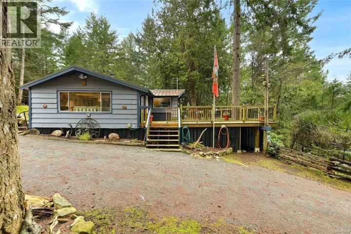 493 Abbott Rd, Mayne Island, British Columbia V0N2J1