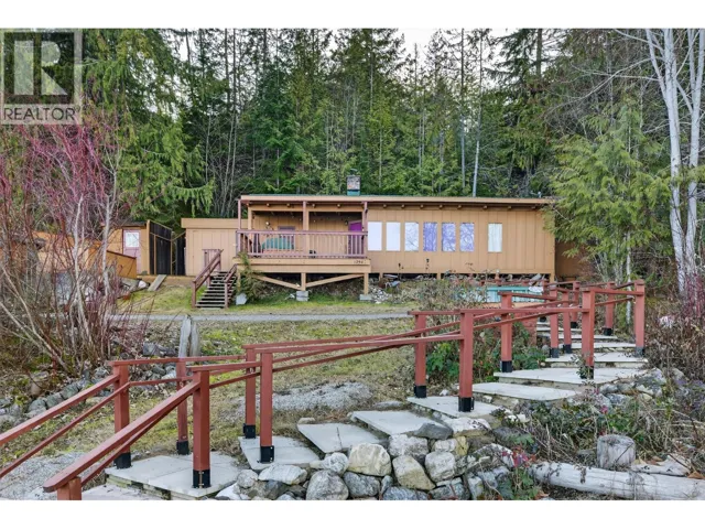 1294 Green Road, Balfour, British Columbia V1L6R5