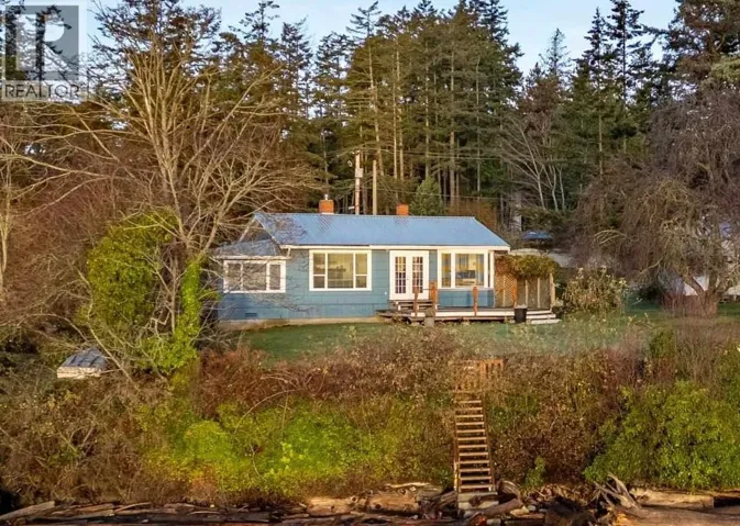 73 MADRONA ROAD, Galiano Island, British Columbia V0N1P0