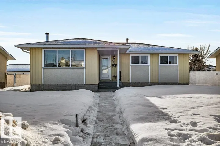 8919 152A AV NW, Edmonton, Alberta T5E2S6