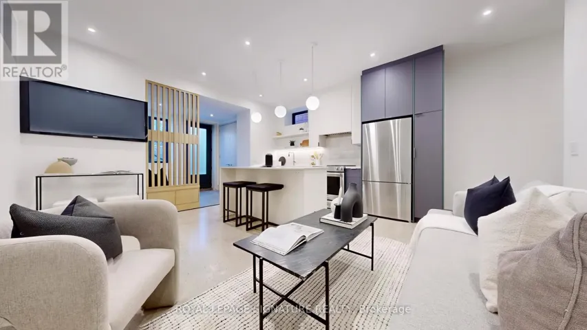 LOWER - 82 GOUGH AVENUE, Toronto (Playter Estates-Danforth), Ontario M4K3N8