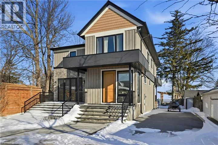 20 LAKESHORE Drive, Stoney Creek, Ontario L8E5C7