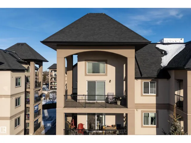 #427 13005 140 AV NW, Edmonton, Alberta T6V1X1