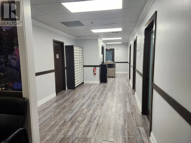 UPPER - 237 ROMINA DRIVE, Vaughan (Concord), Ontario L4K4V3