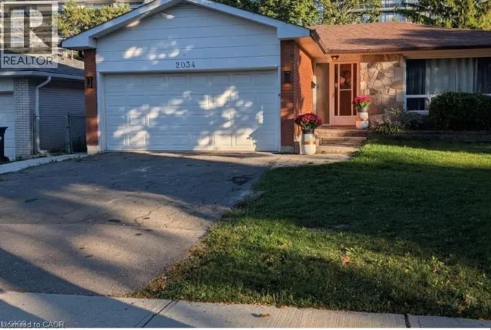 2034 WAYCROSS Crescent Unit# 3, Mississauga, Ontario L5K1H9