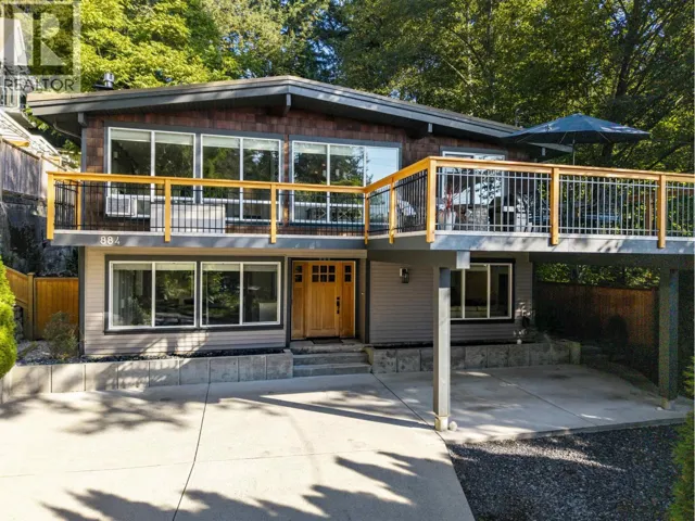 884 WELLINGTON DRIVE, North Vancouver, British Columbia V7K1K7