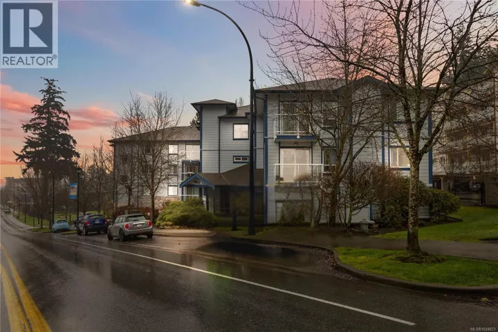 208 383 Wale Rd, Colwood, British Columbia V9B2P9