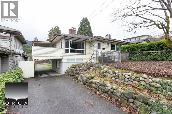 1033 JEFFERSON AVENUE, West Vancouver, British Columbia V7T2A6