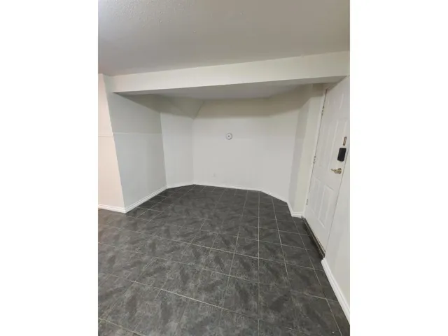 16521 GLENWOOD S (BSMT) CRESCENT, Surrey, British Columbia V4N1Y4