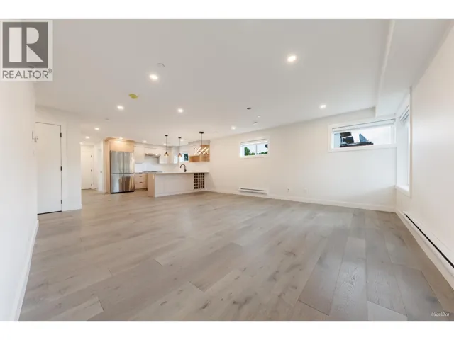 202 5092 SLOCAN STREET, Vancouver, British Columbia V5R2A5