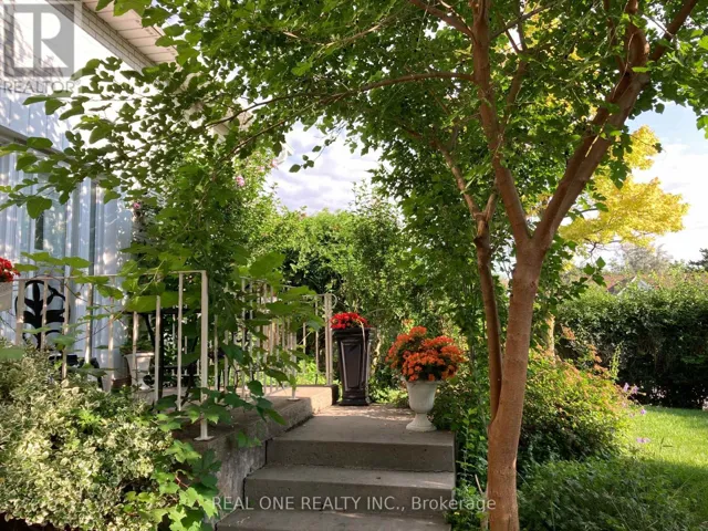 45 CHALET ROAD, Toronto (Pleasant View), Ontario M2J3V3