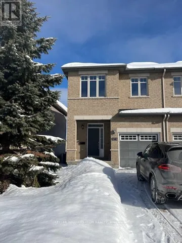 571 REMNOR AVENUE, Ottawa, Ontario K2T0A5