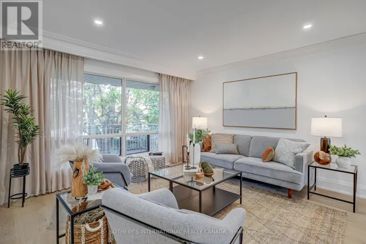 34 EUPHRASIA DRIVE, Toronto (Yorkdale-Glen Park), Ontario M6B3V9