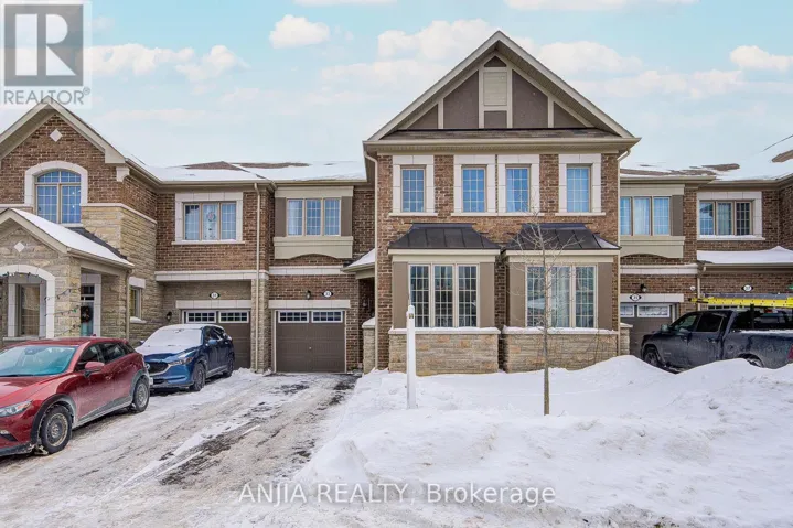 33 NESS DRIVE, Richmond Hill, Ontario L4S0J8