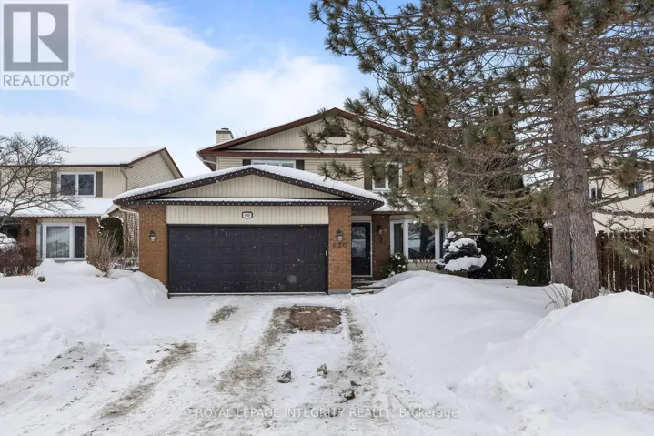 830 ACADIAN GARDENS, Ottawa, Ontario K1C2V6