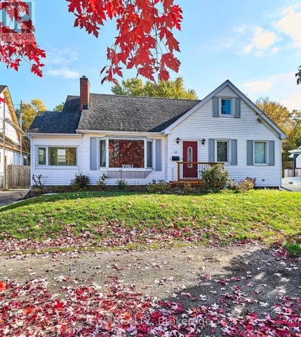 17 EASTWOOD AVENUE N, Oshawa (Samac), Ontario L1G3Y5