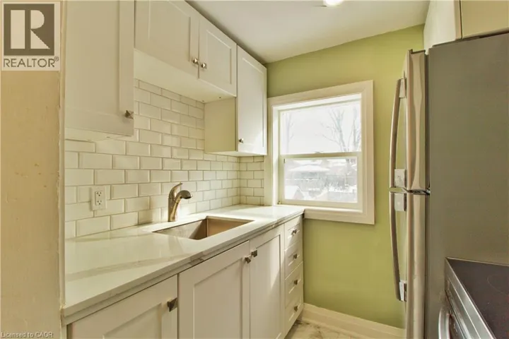 1243 LANGMUIR Avenue Unit# Upper, London, Ontario N5W2G2