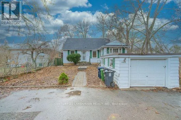 2982 BAYVIEW AVENUE, Toronto (Willowdale East), Ontario M2N5K8