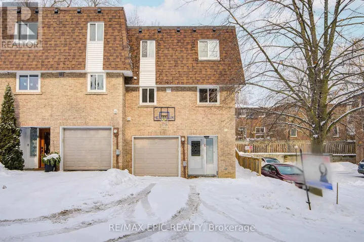 6 - 115 HENDERSON AVENUE, Markham (Thornhill), Ontario L3T2L3