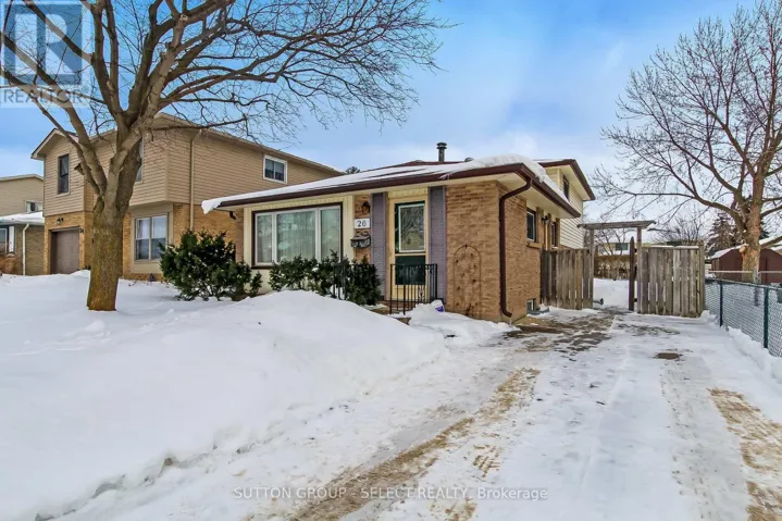26 GLENROY ROAD, London South (South T), Ontario N5Z3K9