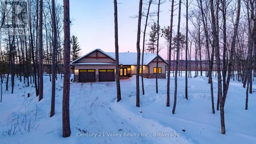64 HAMISH TRAIL, Whitewater Region, Ontario K0J2L0