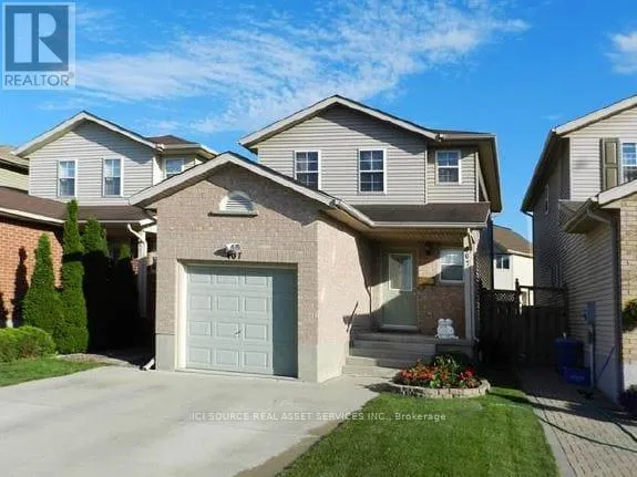 407 RITTENHOUSE ROAD, Kitchener, Ontario N2E3M4