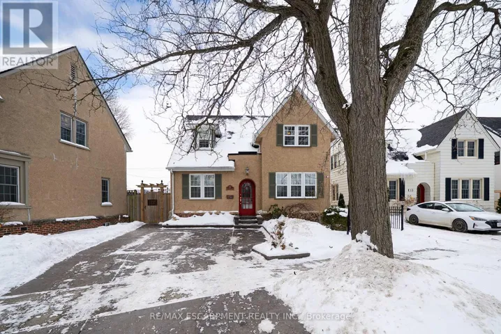 48 LINCOLN AVENUE, Brantford, Ontario N3T4S7