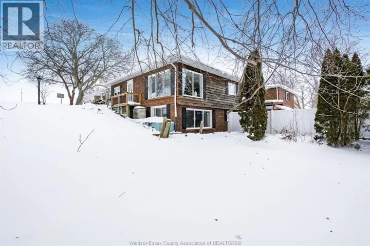 1838 Seacliff DRIVE, Kingsville, Ontario N9Y2M6