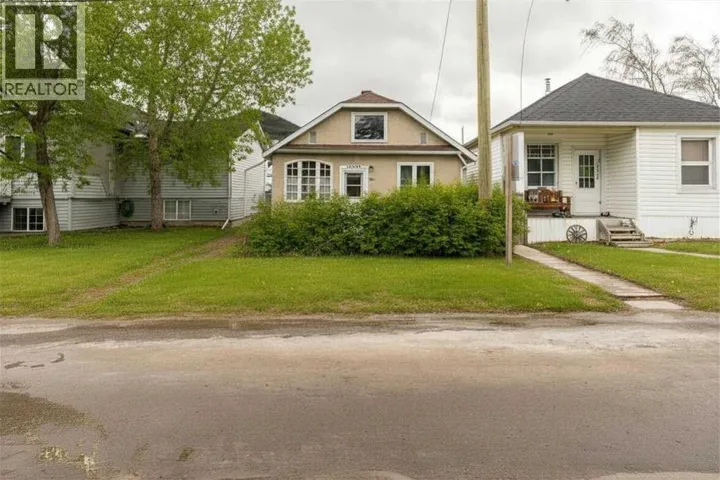 13250 19 Avenue, Blairmore, Alberta T0K0E0