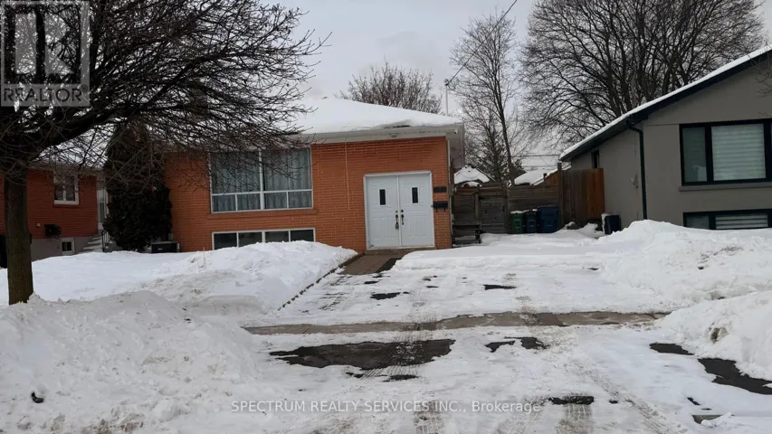 213 THISTLE DOWN BOULEVARD, Toronto (Thistletown-Beaumonde Heights), Ontario M9V1K4