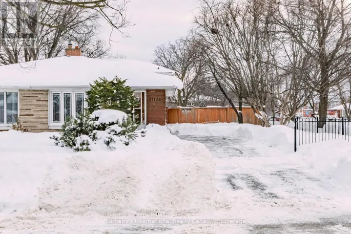 1128 SYLVANIA DRIVE, Mississauga (Applewood), Ontario L4Y2M1