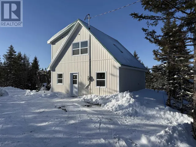 273 Lakewood Court, East Uniacke, Nova Scotia B0N1Z0