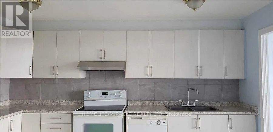 1407 - 40 PANORAMA COURT, Toronto (Mount Olive-Silverstone-Jamestown), Ontario M9V4M1