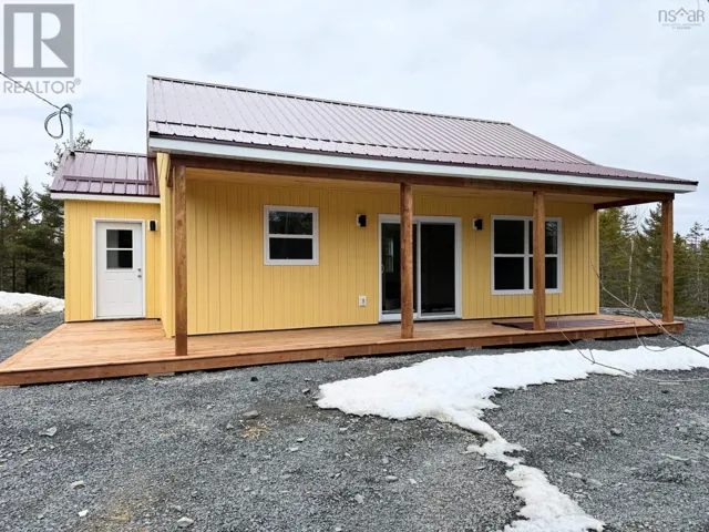 275 Lakewood Court, East Uniacke, Nova Scotia B0N1Z0