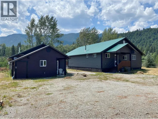 5325 33 Highway, Beaverdell, British Columbia V0H1A0