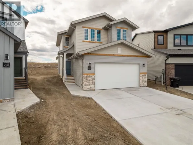 730 Violet Place W, Lethbridge, Alberta T1J5V1