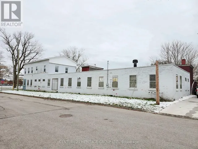 203 NIAGARA BOULEVARD, Fort Erie (Central), Ontario L2A3G7