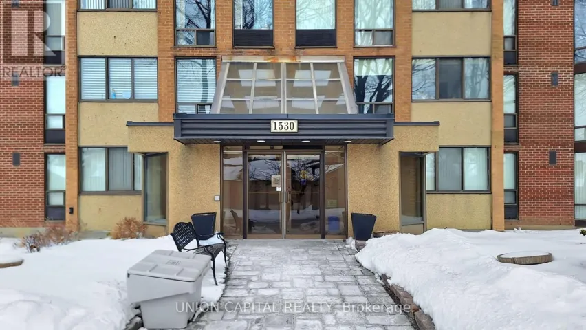 101 - 1530 PICKERING PARKWAY, Pickering (Town Centre), Ontario L1V3V8