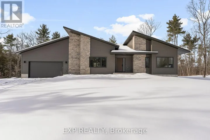 57 LONGLEAF WAY, Greater Madawaska, Ontario K0J1H0