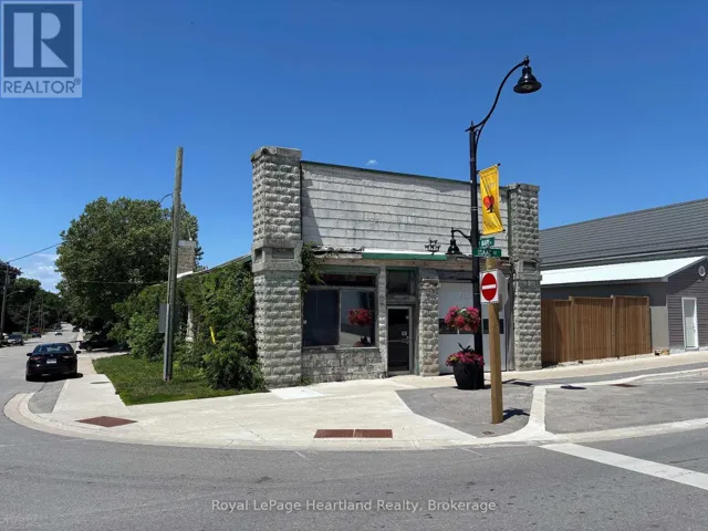 30 ISAAC STREET, Central Huron (Clinton), Ontario N0M1L0