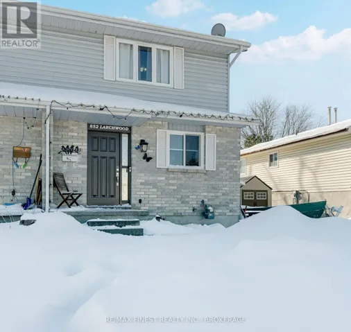 852 LARCHWOOD CRESCENT, Kingston (City Northwest), Ontario K7P2P9