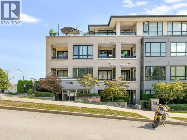 PH-08 1306 FIFTH AVENUE, New Westminster, British Columbia V3M0K5