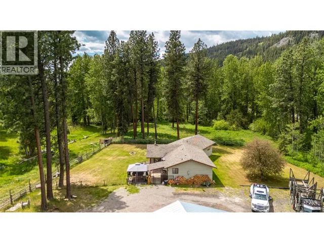 2035 Princeton Summerland Road, Princeton, British Columbia V0X1W0