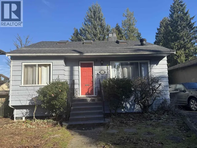 929 SIXTH STREET, New Westminster, British Columbia V3L3C8