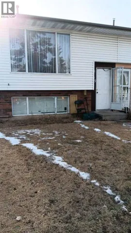 649 Pineland Road NE, Calgary, Alberta T1Y3L5