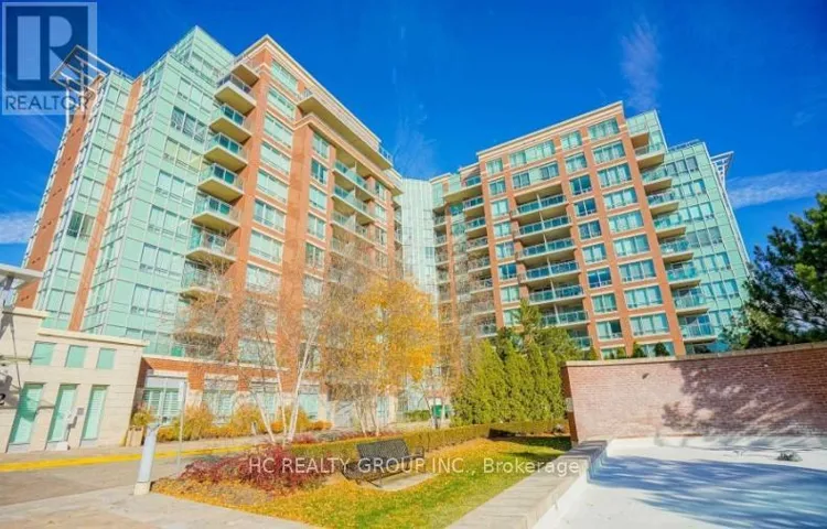 722 - 62 SUNCREST BOULEVARD, Markham (Commerce Valley), Ontario L3T7Y6